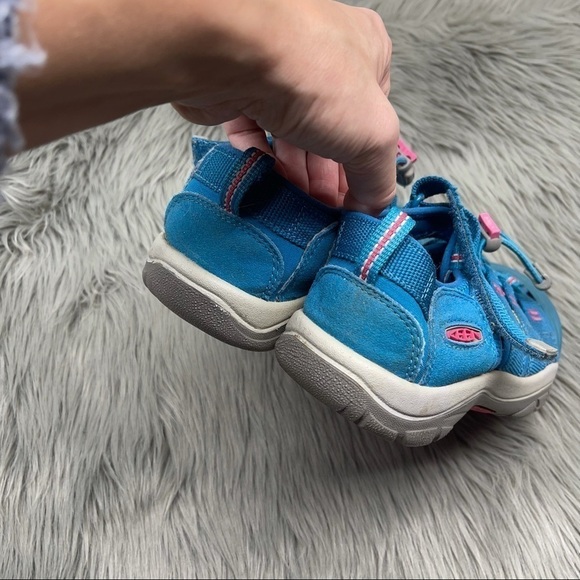 KEEN Newport H2 Sandals Blue Strappy Water Outdoor Shoes Hook and Loop Size 3 - Picture 9 of 12